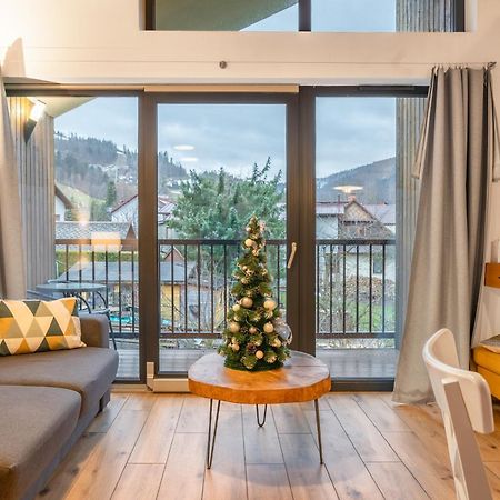Pod Bienkula - Sun&Sport Apartment Щирк Екстериор снимка